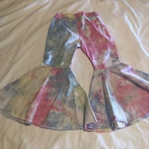 Size 5 Denim tie-dye bell-bottom jeans for kids